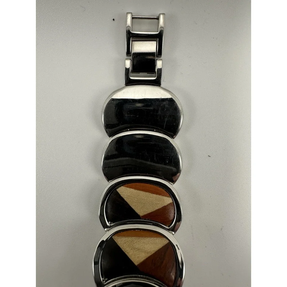 XJ Rare Ladies Watch UT4290 New Battery 30MM 6.75